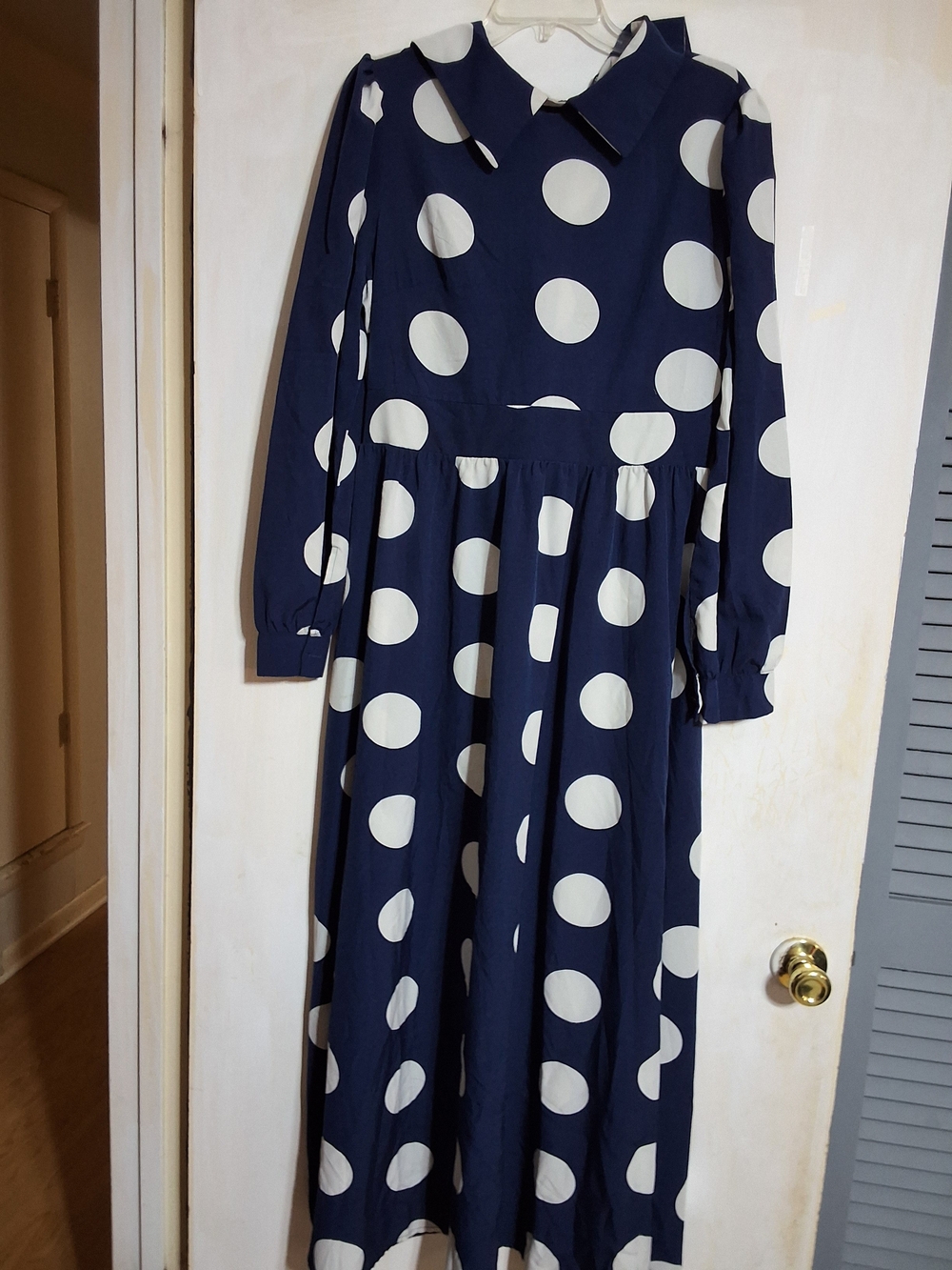 Vintage Style Navy Blue Polka Dot Maxi Dress with Peter Pan Collar